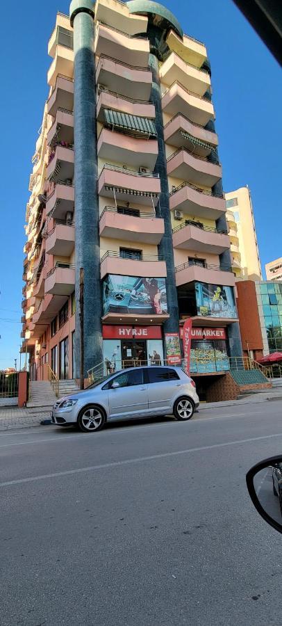 Charming Apartment Lushnje Exterior photo